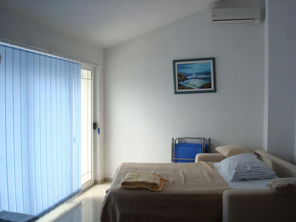 Apartments 4 Dolphins Rogoznica  Chambre photo