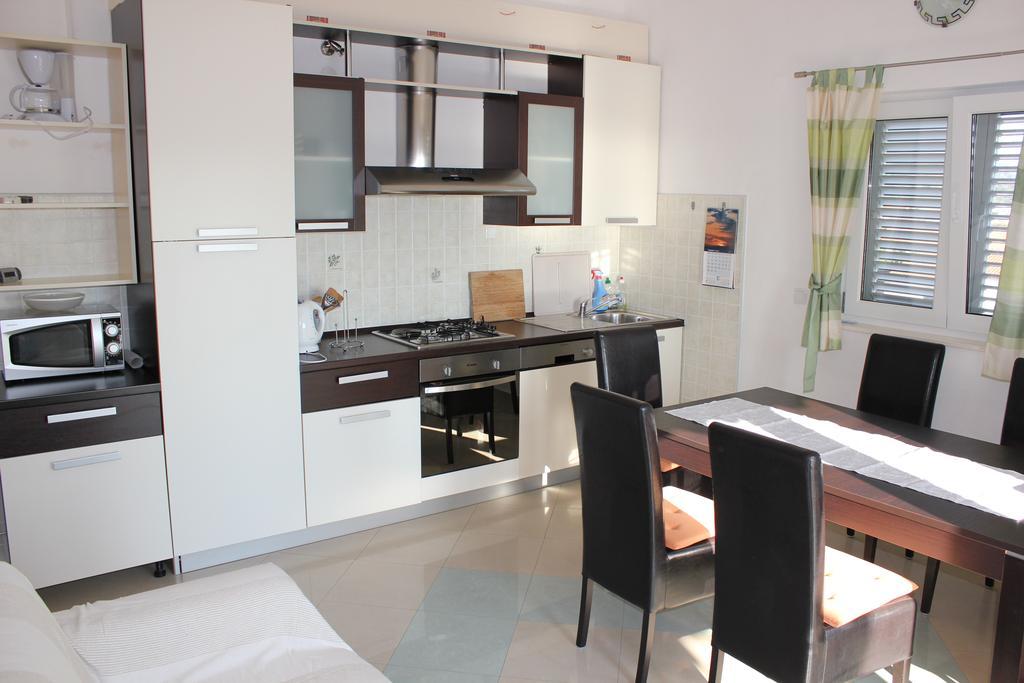 Apartments 4 Dolphins Rogoznica  Chambre photo